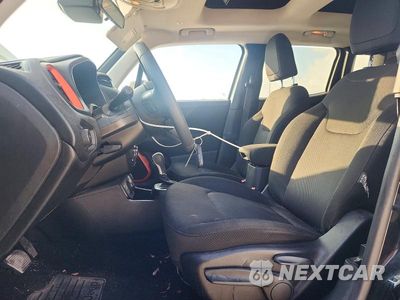 Zdjęcie 7 z 12 samochodu: 2018 JEEP RENEGADE SPORT VIN:ZACCJBAB7JPH68835 - miniatura