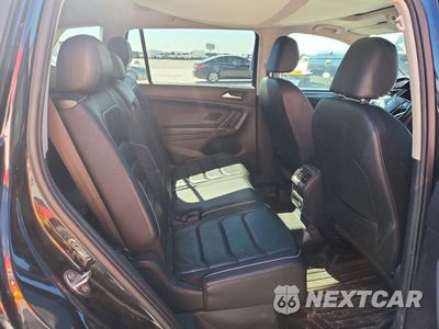 Zdjęcie 11 z 13 samochodu: 2018 VOLKSWAGEN TIGUAN SEL PREMIUM VIN:3VV4B7AX3JM221351 - miniatura