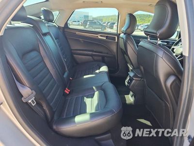 Zdjęcie 10 z 12 samochodu: 2016 FORD FUSION SE VIN:3FA6P0HD3GR250488 - miniatura