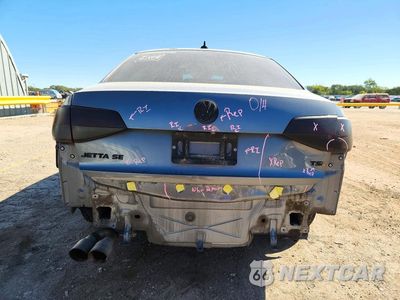 Zdjęcie 6 z 13 samochodu: 2016 VOLKSWAGEN JETTA SE VIN:3VWD67AJXGM231699 - miniatura