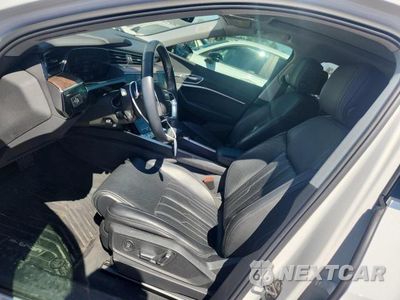 Zdjęcie 7 z 13 samochodu: 2019 AUDI E-TRON PRESTIGE VIN:WA1VAAGE1KB024979 - miniatura