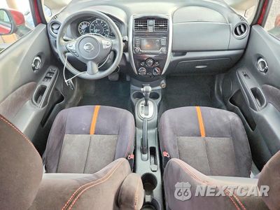 Zdjęcie 8 z 14 samochodu: 2018 NISSAN VERSA NOTE SR VIN:3N1CE2CP5JL361279 - miniatura