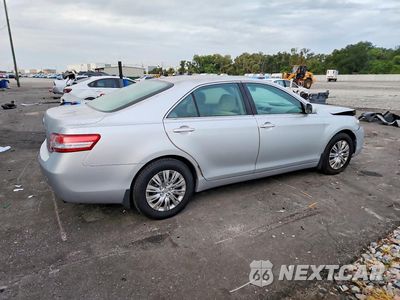 Trzecie zdjęcie samochodu z tyłu: 2011 TOYOTA CAMRY BASE VIN:4T1BF3EK1BU648280 - miniatura