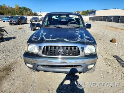 Piąte zdjęcie samochodu w środku: 2003 TOYOTA TACOMA DELUXE VIN:5TEWM72N23Z212533 - miniatura