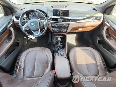 Zdjęcie 8 z 13 samochodu: 2016 BMW X1 XDRIVE28I VIN:WBXHT3C35GP882479 - miniatura