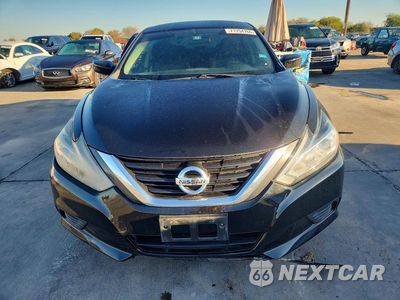 Piąte zdjęcie samochodu w środku: 2018 NISSAN ALTIMA 2.5 S VIN:1N4AL3AP2JC231092 - miniatura