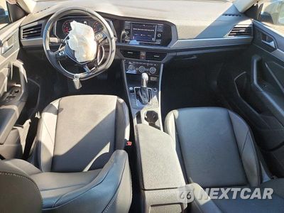 Zdjęcie 8 z 13 samochodu: 2019 VOLKSWAGEN JETTA S VIN:3VWC57BU4KM158412 - miniatura