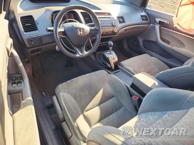 Zdjęcie 8 z 12 samochodu: 2008 HONDA CIVIC LX VIN:2HGFG12698H519344 - miniatura