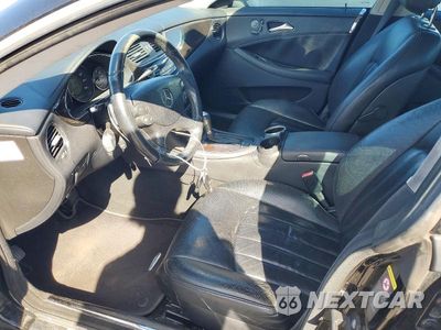 Zdjęcie 7 z 12 samochodu: 2008 MERCEDES-BENZ CLS 550 VIN:WDDDJ72X28A121495 - miniatura