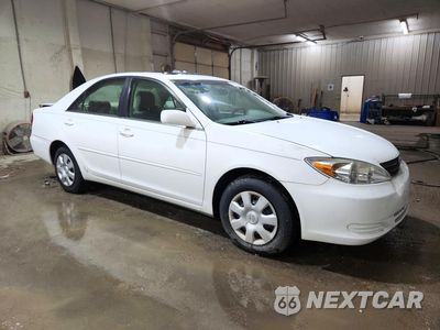 Czwarte zdjęcie samochodu z boku: 2004 TOYOTA CAMRY LE VIN:4T1BE32K24U294053 - miniatura
