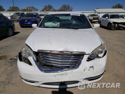 Piąte zdjęcie samochodu w środku: 2012 CHRYSLER 200 LX VIN:1C3CCBAB2CN248990 - miniatura