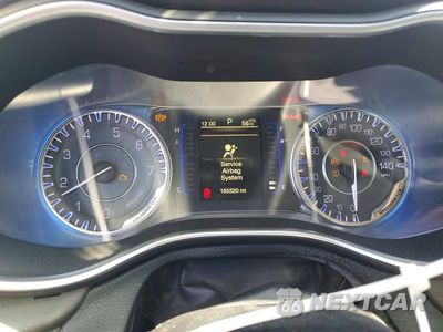 Zdjęcie 9 z 12 samochodu: 2016 CHRYSLER 200 LIMITED VIN:1C3CCCAB3GN165872 - miniatura