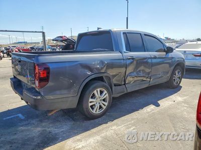Trzecie zdjęcie samochodu z tyłu: 2017 HONDA RIDGELINE RT VIN:5FPYK2F23HB010124 - miniatura