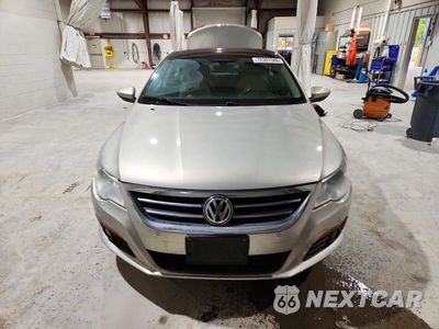 Piąte zdjęcie samochodu w środku: 2010 VOLKSWAGEN CC VR6 4MOTION VIN:WVWGU7AN8AE565879 - miniatura