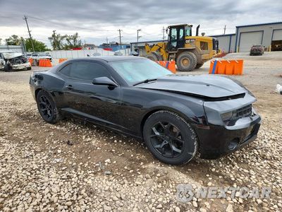 Czwarte zdjęcie samochodu z boku: 2012 CHEVROLET CAMARO LS VIN:2G1FA1E38C9121216 - miniatura