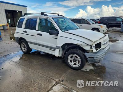 Czwarte zdjęcie samochodu z boku: 2001 CHEVROLET TRACKER VIN:2CNBE13C016903775 - miniatura