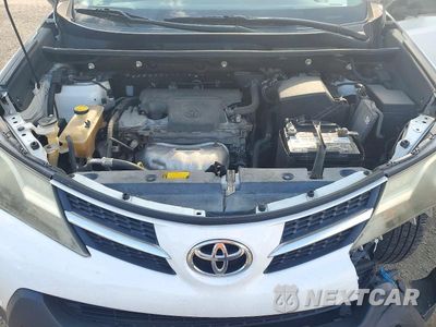Zdjęcie 12 z 13 samochodu: 2014 TOYOTA RAV4 LE VIN:2T3BFREV9EW223401 - miniatura