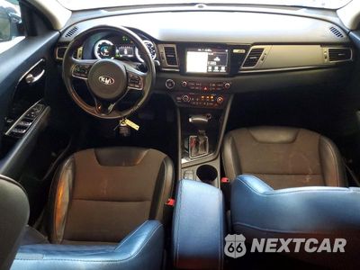 Zdjęcie 8 z 13 samochodu: 2017 KIA NIRO EX VIN:KNDCC3LC6H5083444 - miniatura