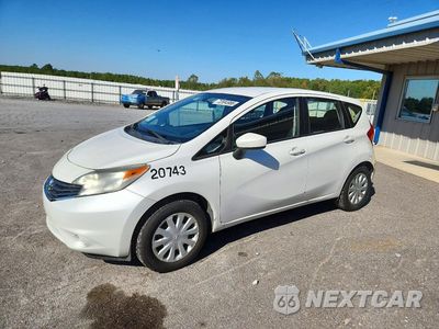 2015 NISSAN VERSA NOTE S PLUS 3N1CE2CP2FL376085 - główne zdjęcie licytacji z USA - miniatura
