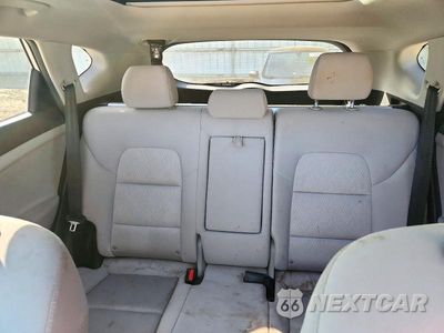 Zdjęcie 10 z 13 samochodu: 2017 HYUNDAI TUCSON VALUE VIN:KM8J33A2XHU571069 - miniatura