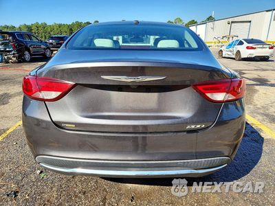 Zdjęcie 6 z 12 samochodu: 2015 CHRYSLER 200 LIMITED VIN:1C3CCCABXFN692628 - miniatura