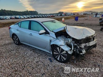 Czwarte zdjęcie samochodu z boku: 2022 NISSAN ALTIMA SV VIN:1N4BL4DV8NN358914 - miniatura