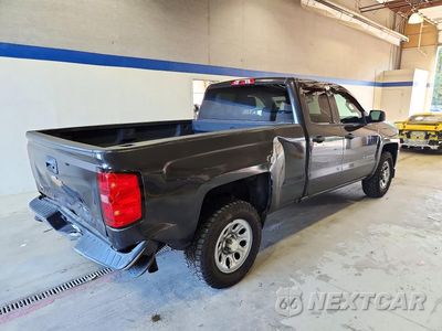 Trzecie zdjęcie samochodu z tyłu: 2016 CHEVROLET SILVERADO K1500 VIN:1GCVKNEC0GZ138336 - miniatura