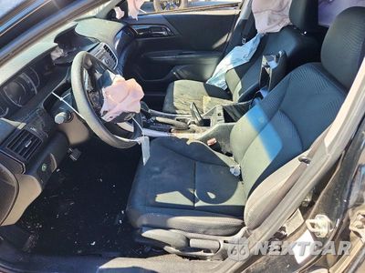 Zdjęcie 7 z 13 samochodu: 2017 HONDA ACCORD LX VIN:1HGCR2F3XHA212850 - miniatura