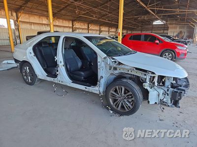 Czwarte zdjęcie samochodu z boku: 2017 TOYOTA CAMRY SE VIN:4T1BF1FK0HU276071 - miniatura