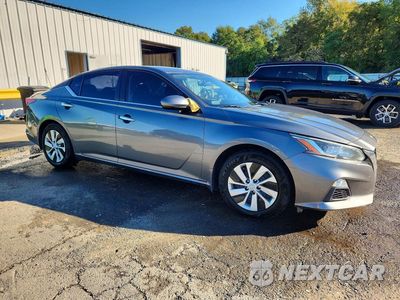 Czwarte zdjęcie samochodu z boku: 2019 NISSAN ALTIMA S VIN:1N4BL4BVXKC253401 - miniatura