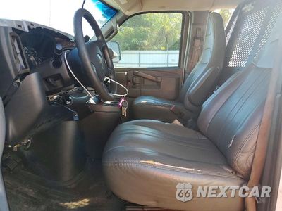 Zdjęcie 7 z 13 samochodu: 2020 GMC SAVANA G3500 LS VIN:1GJZ7NFG2L1159436 - miniatura