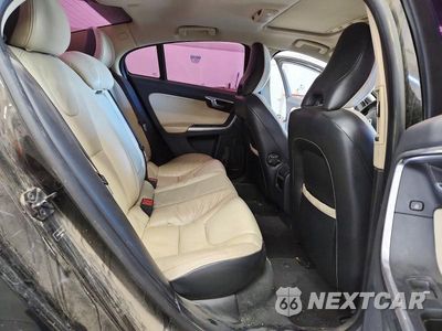 Zdjęcie 10 z 12 samochodu: 2011 VOLVO S60 T6 VIN:YV1902FH3B2005050 - miniatura