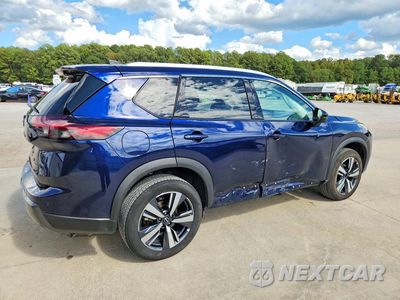 Trzecie zdjęcie samochodu z tyłu: 2026 NISSAN ROGUE SL VIN:5N1BT3CB2TC778829 - miniatura