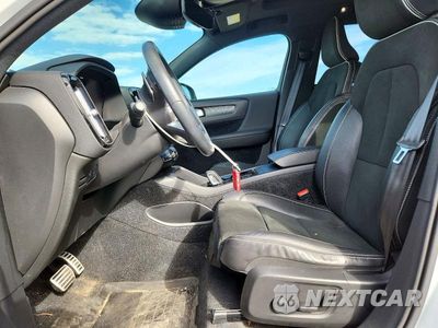 Zdjęcie 7 z 14 samochodu: 2020 VOLVO XC40 T5 R-DESIGN VIN:YV4162UM4L2174896 - miniatura