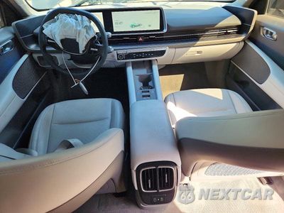 Zdjęcie 8 z 12 samochodu: 2023 HYUNDAI IONIQ 6 SEL VIN:KMHM34AA8PA049938 - miniatura