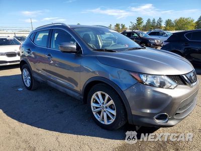 Czwarte zdjęcie samochodu z boku: 2019 NISSAN ROGUE SPORT SV VIN:JN1BJ1CR7KW330307 - miniatura