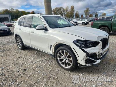 Czwarte zdjęcie samochodu z boku: 2022 BMW X5 XDRIVE40I VIN:5UXCR6C04N9K71288 - miniatura