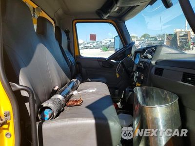 Zdjęcie 11 z 13 samochodu: 2022 INTERNATIONAL MV607 BOX TRUCK VIN:3HAEUMML2NL177855 - miniatura
