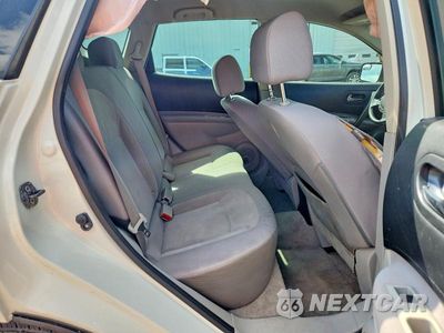 Zdjęcie 11 z 13 samochodu: 2015 NISSAN ROGUE SELECT S VIN:JN8AS5MT1FW669677 - miniatura