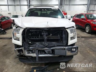 Piąte zdjęcie samochodu w środku: 2016 FORD F150 SUPER CAB VIN:1FTEX1EP1GKE74227 - miniatura