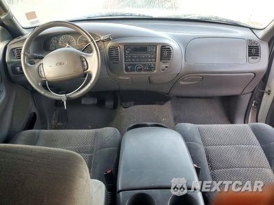 Zdjęcie 8 z 12 samochodu: 2001 FORD F150 VIN:1FTZX17201NB95098 - miniatura