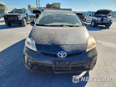 Piąte zdjęcie samochodu w środku: 2013 TOYOTA PRIUS THREE VIN:JTDKN3DU6D5660772 - miniatura