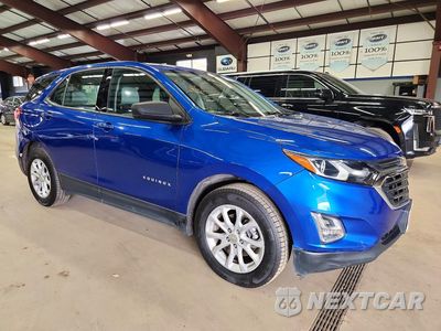 Czwarte zdjęcie samochodu z boku: 2019 CHEVROLET EQUINOX LS VIN:3GNAXSEV9KS559663 - miniatura