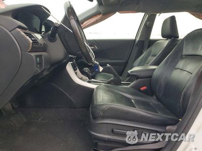 Zdjęcie 7 z 12 samochodu: 2017 HONDA ACCORD TOURING HYBRID VIN:JHMCR6F7XHC000896 - miniatura