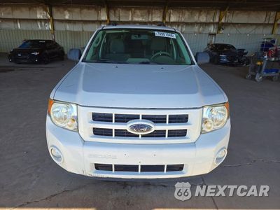 Piąte zdjęcie samochodu w środku: 2009 FORD ESCAPE HYBRID VIN:1FMCU49339KA70045 - miniatura