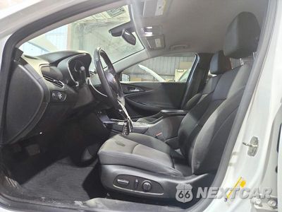 Zdjęcie 7 z 12 samochodu: 2018 CHEVROLET MALIBU LT VIN:1G1ZD5ST9JF256192 - miniatura
