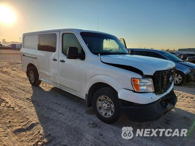 Czwarte zdjęcie samochodu z boku: 2017 NISSAN NV 2500 HD SV VIN:1N6BF0KY6HN809394 - miniatura