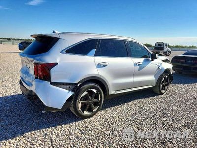 Trzecie zdjęcie samochodu z tyłu: 2025 KIA SORENTO EX VIN:KNDRHDJGXS5350079 - miniatura