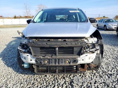 Piąte zdjęcie samochodu w środku: 2018 FORD ESCAPE S VIN:1FMCU0F71JUA28742 - miniatura