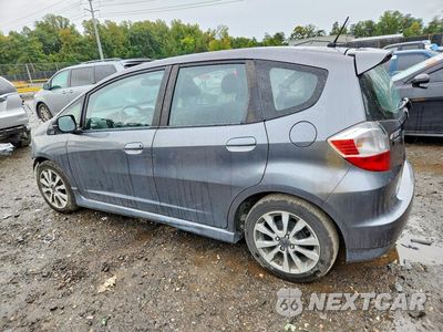Drugie zdjęcie samochodu z przodu: 2013 HONDA FIT SPORT VIN:JHMGE8H50DC052620 - miniatura